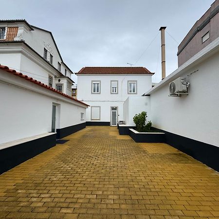 Studio In Estoril Near Beach Walk In 3 Min Екстер'єр фото